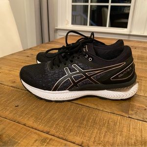 Women’s Asics Gel Nimbus 22 Black Size 7